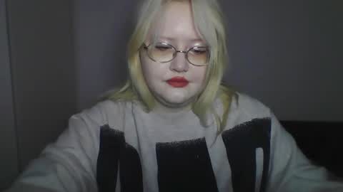 Snapshot of elayne_sweet chatting on May 16, 6:10 am elayne_sweet online show from May 16, 6:10 am