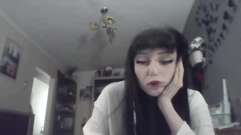 Snapshot of elaynetanton chatting on May 9, 5:29 pm Lia online show from May 9, 5:29 pm
