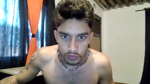 Snapshot of elbebecito7 chatting on July 2, 3:29 pm elbebecito7 online show from July 2, 3:29 pm