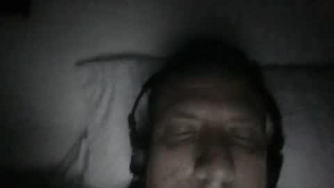 Snapshot of elcamello6 chatting on December 4, 8:45 am elcamello6 online show from December 4, 8:45 am