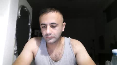 Snapshot of elcondorxo509107 chatting on April 16, 10:16 am daniel18cmx online show from April 16, 10:16 am
