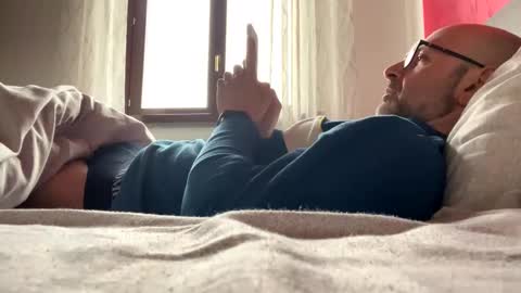 Snapshot of eldiablo844 chatting on March 9, 8:07 am Eldiablo844 online show from March 9, 8:07 am