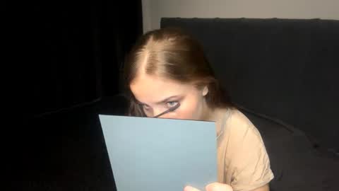 Kelly online show from March 13, 3:29 pm