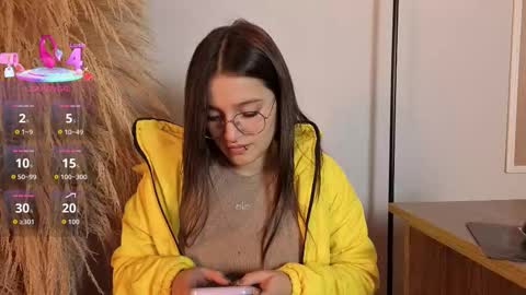 Elecktra online show from February 23, 7:44 pm