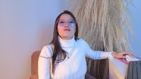 Snapshot of elecktra_sweet chatting on May 26, 7:21 pm Elecktra online show from May 26, 7:21 pm