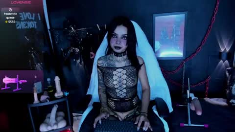 Snapshot of electra_darkk chatting on June 5, 4:35 pm Electra online show from June 5, 4:35 pm