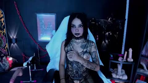 Snapshot of electra_darkk chatting on June 12, 5:01 pm Electra online show from June 12, 5:01 pm