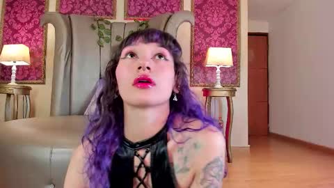      - online show from December 16, 8:25 pm