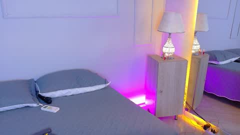 ELECTRA  online show from November 22, 7:57 pm