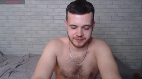 Snapshot of electric_smile chatting on May 12, 7:44 pm Alex online show from May 12, 7:44 pm