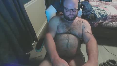 Snapshot of electrifia chatting on April 8, 2:22 am electrifia online show from April 8, 2:22 am