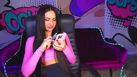 elegant_mysterious online show from September 25, 7:39 pm