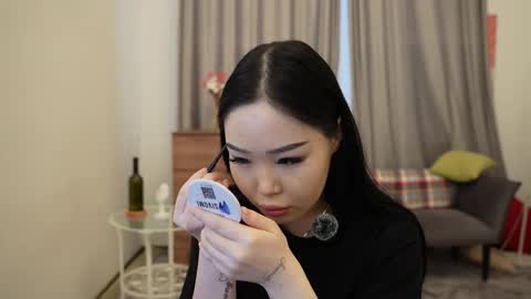 Snapshot of elegant_vibes chatting on November 15, 7:27 am Jess online show from November 15, 7:27 am