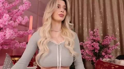 Eleine online show from December 16, 10:37 pm