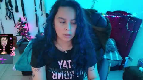 Snapshot of elektra_91 chatting on January 6, 5:44 am elektra online show from January 6, 5:44 am