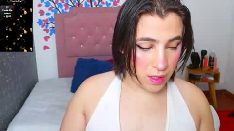 Snapshot of elektra_doll chatting on June 18, 8:03 am elektra_doll online show from June 18, 8:03 am