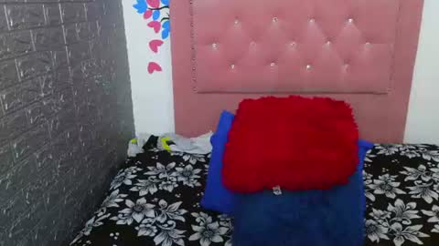 Snapshot of elektra_doll chatting on June 30, 11:39 pm elektra_doll online show from June 30, 11:39 pm