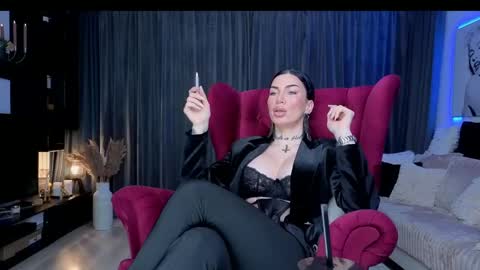 Snapshot of elektravelvet chatting on February 14, 6:45 am ElektraSheDemon online show from February 14, 6:45 am