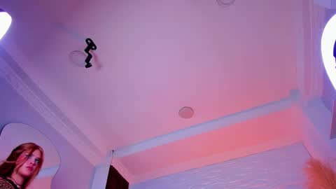 Snapshot of elena_rosse chatting on March 2, 7:15 am Elena online show from March 2, 7:15 am