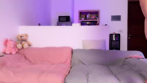 Snapshot of elena_rosss chatting on June 11, 2:53 am Elena Ross online show from June 11, 2:53 am