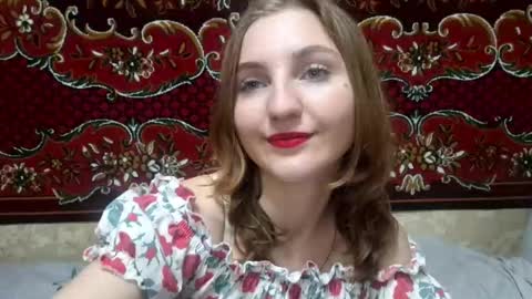 Snapshot of elenacastellani chatting on March 5, 4:47 pm Mia online show from March 5, 4:47 pm