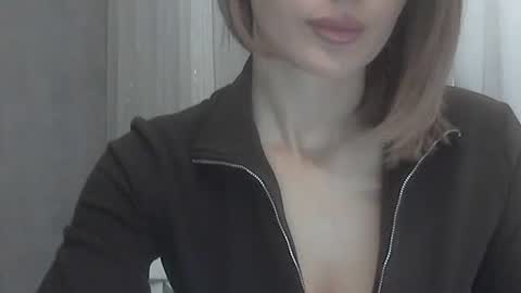 Snapshot of elenadream4990 chatting on February 20, 6:30 pm elenadream4990 online show from February 20, 6:30 pm