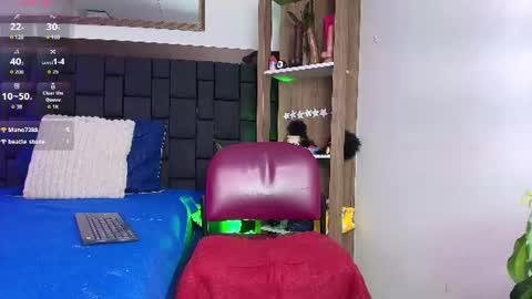 elenna_boobs_ online show from August 1, 5:29 am