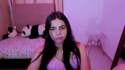 Snapshot of elenna_hotx chatting on May 7, 6:02 pm agnes online show from May 7, 6:02 pm