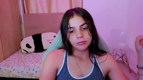 Snapshot of elenna_hotx chatting on May 9, 7:30 pm agnes online show from May 9, 7:30 pm