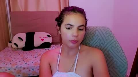 Snapshot of elenna_hotx chatting on May 12, 6:38 pm agnes online show from May 12, 6:38 pm