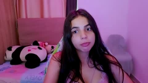 Snapshot of elenna_hotx chatting on May 26, 7:10 pm agnes online show from May 26, 7:10 pm