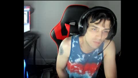 elephantrunkman online show from December 28, 2:22 am