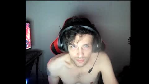 elephantrunkman online show from January 5, 5:30 am