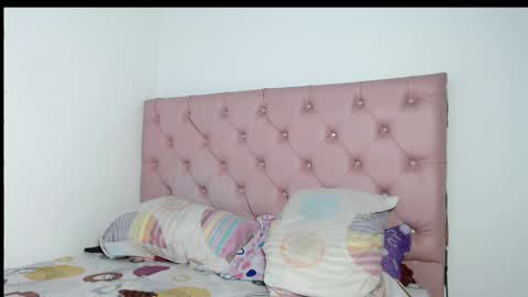 Snapshot of elettra_parisi19 chatting on September 15, 8:31 pm elettra_parisi19 online show from September 15, 8:31 pm