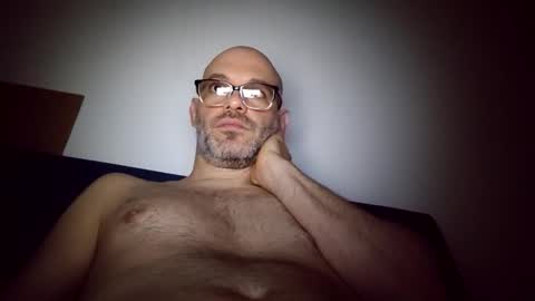 elgrande85 online show from March 13, 10:27 pm