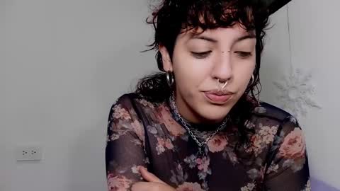 eli666uwu online show from December 16, 12:37 am