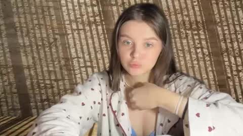 eli_kuper_777 online show from April 27, 9:35 pm