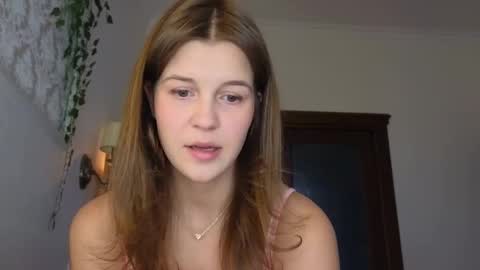 Snapshot of eli_sunshine chatting on January 15, 9:14 am ELI Stream on online show from January 15, 9:14 am