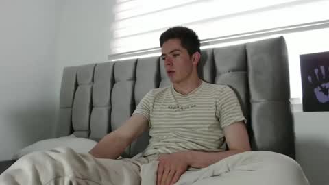 Snapshot of elian_tg chatting on January 5, 9:25 pm Elian online show from January 5, 9:25 pm