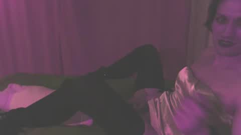 Snapshot of eliana_e chatting on May 22, 9:20 pm Eliana online show from May 22, 9:20 pm