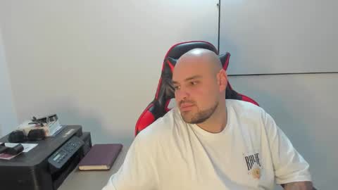 Elian online show from December 4, 8:06 pm