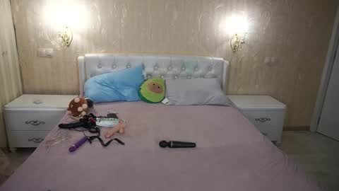 Luna online show from March 17, 3:37 pm