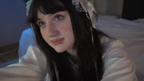 Ellie online show from October 30, 5:20 am