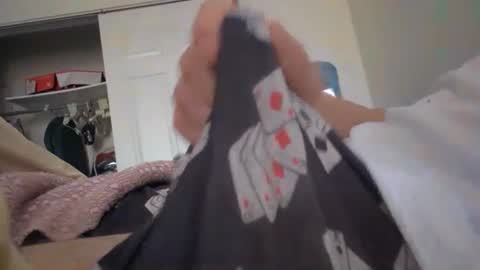 eliexavier123456789 online show from December 14, 7:29 pm