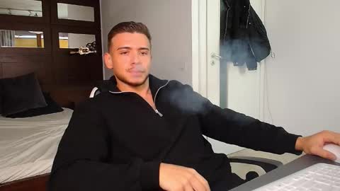 ElijahThorne online show from January 18, 6:17 am