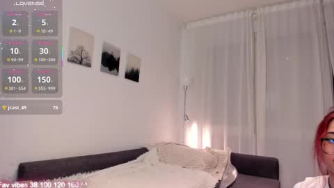 Hey Im Elizzi. Lets have fun and enjoy together  online show from September 28, 12:05 am