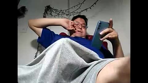 elimposstor online show from December 2, 3:36 pm