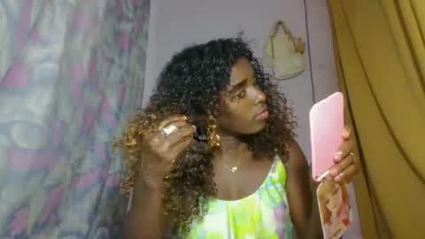 elina981 online show from April 27, 10:19 pm