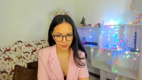 CutieJune online show from January 14, 6:13 pm