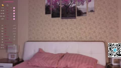 Snapshot of elina_wilgauch chatting on November 11, 1:27 am Elina online show from November 11, 1:27 am